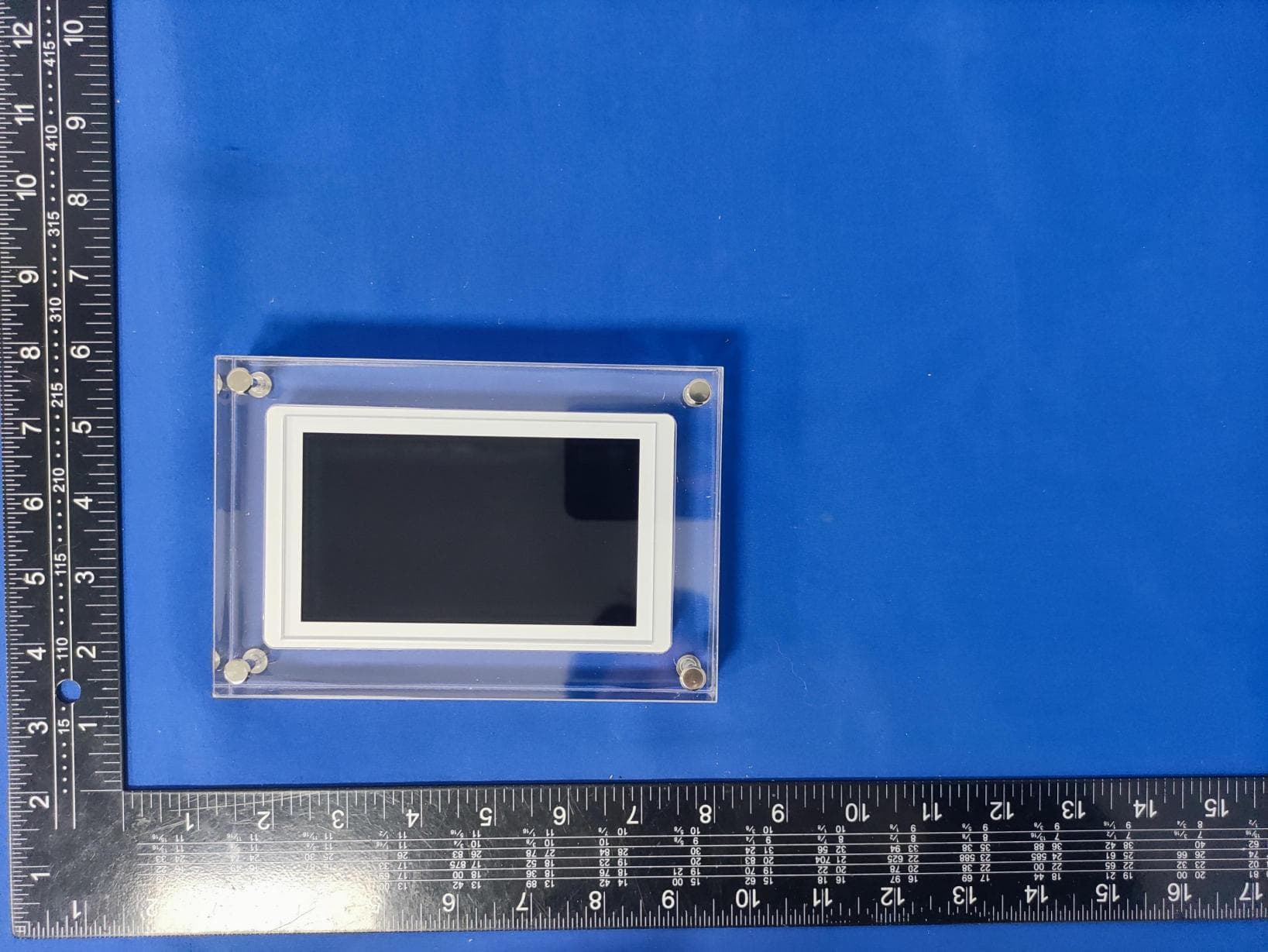 Acrylic wifi digital photo frame - FCC ID 2BENCGB-AR-WT500 - Shenzhen GBZK Electronics Co., Ltd