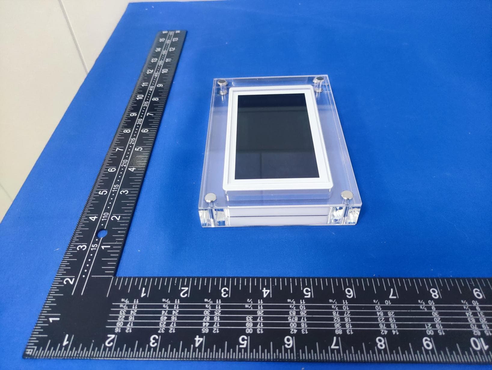 Acrylic wifi digital photo frame - FCC ID 2BENCGB-AR-WT500 - Shenzhen GBZK Electronics Co., Ltd (5)