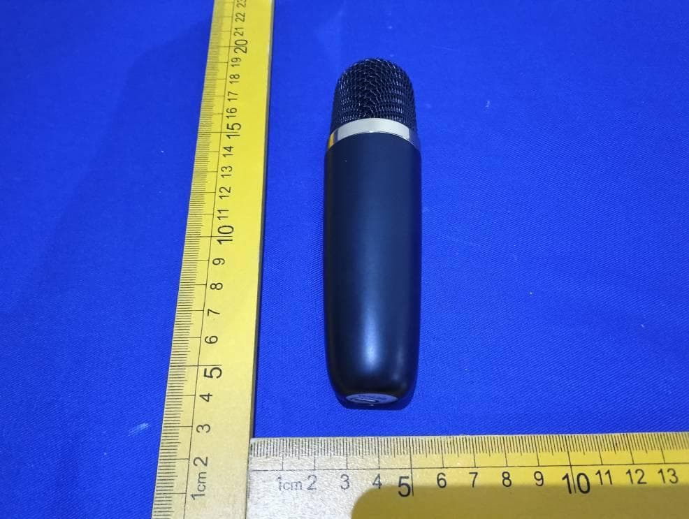 Kids Karaoke Speaker with Microphone Wireless - FCC ID 2BEO7-1021130A - Dongguan Synst Electronics Co.,Ltd (1)