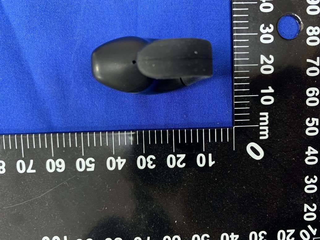 Bluetooth Headset - FCC ID 2BEQB-GD28 - Shenzhen Dewanghong Technology Co., LTD