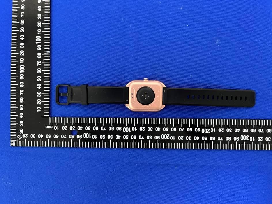 SmartWatch - FCC ID 2BEQO-T82 - SHENZHEN HAOCHENG TECHNOLOGY CO.,LTD (2)