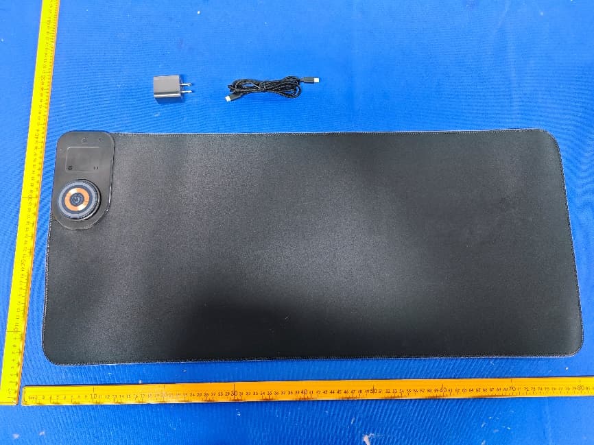 15W Wireless Charging RGB Mouse Pad with Foldable Phone Holder - FCC ID 2BER9-FSD-1606 - SHENZHEN ZHONG TENG FEI ELECTRONIC TECHNOLOGY CO. LTD. (5)