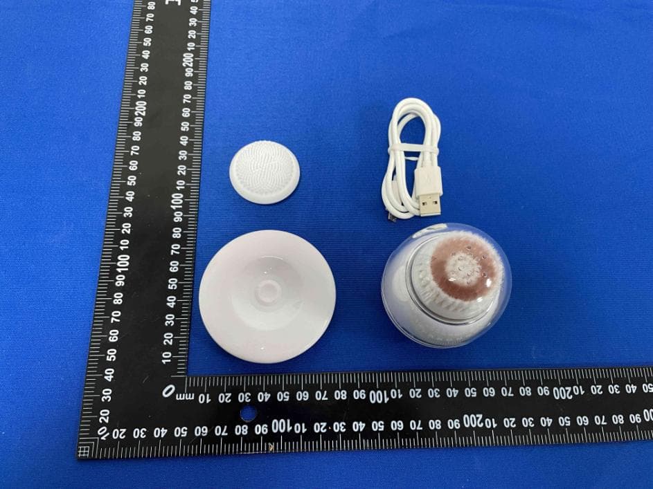 Facial Cleansing Brush - FCC ID 2BERZSR-1903 - shen zhen shi jing rui ke ji you xian gong si (3)