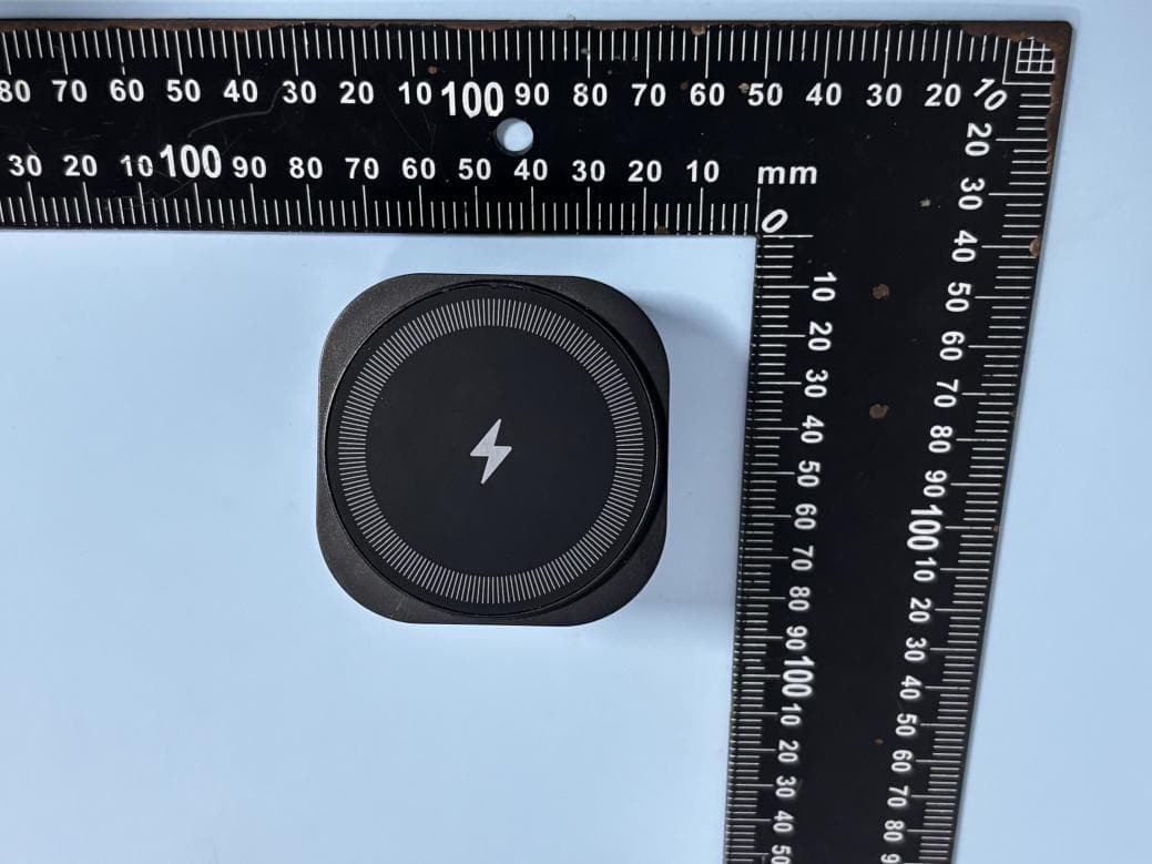 Qi2 Wall Charger - FCC ID 2BETZ-QI2-001 - Shenzhen Aibo Technology Co., Ltd. (2)