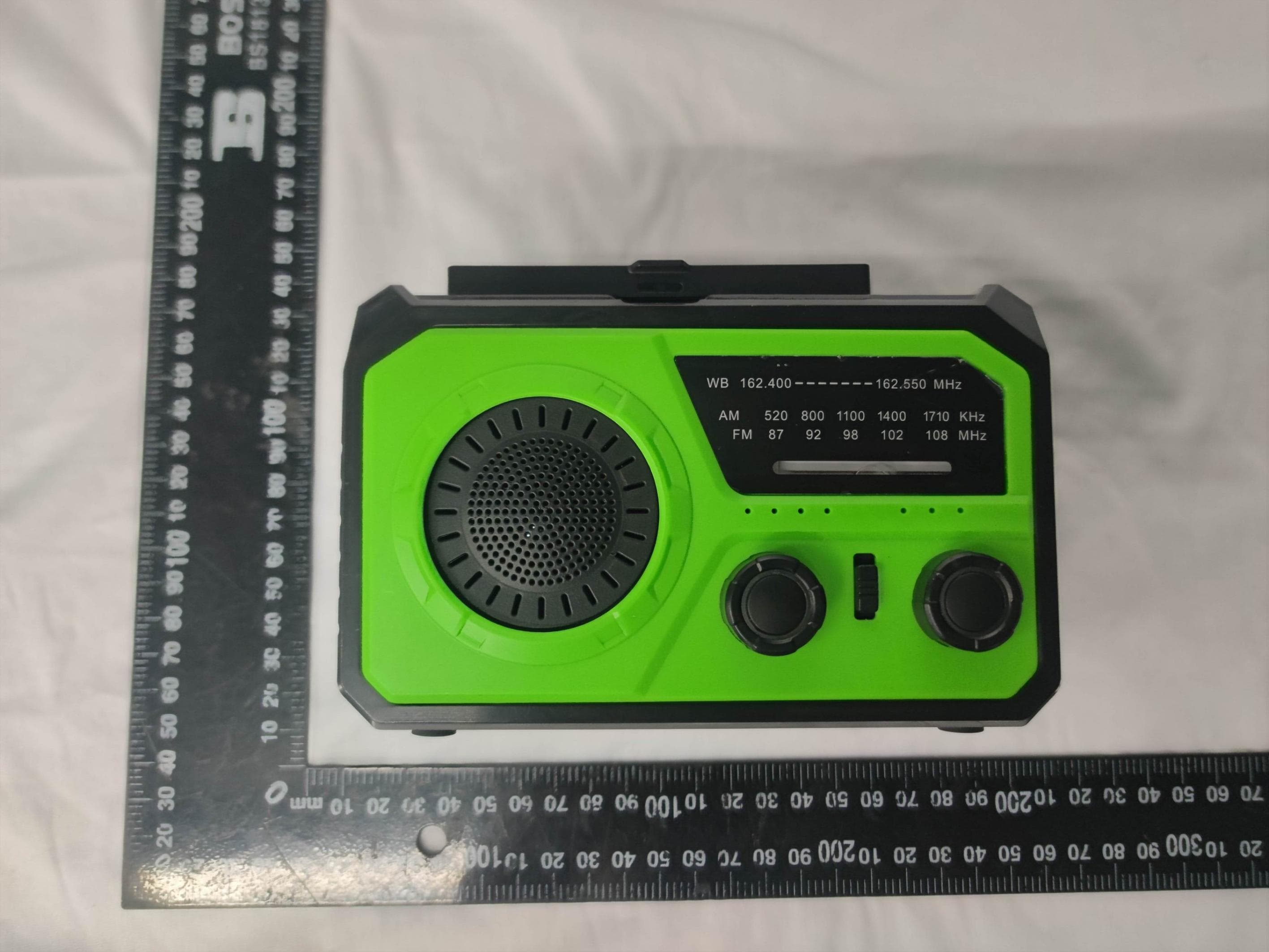 Solar Emergency Radio - FCC ID 2BEUU-H21 - Shenzhen Huashengtimes Electronic Technology Co., LTD (5)