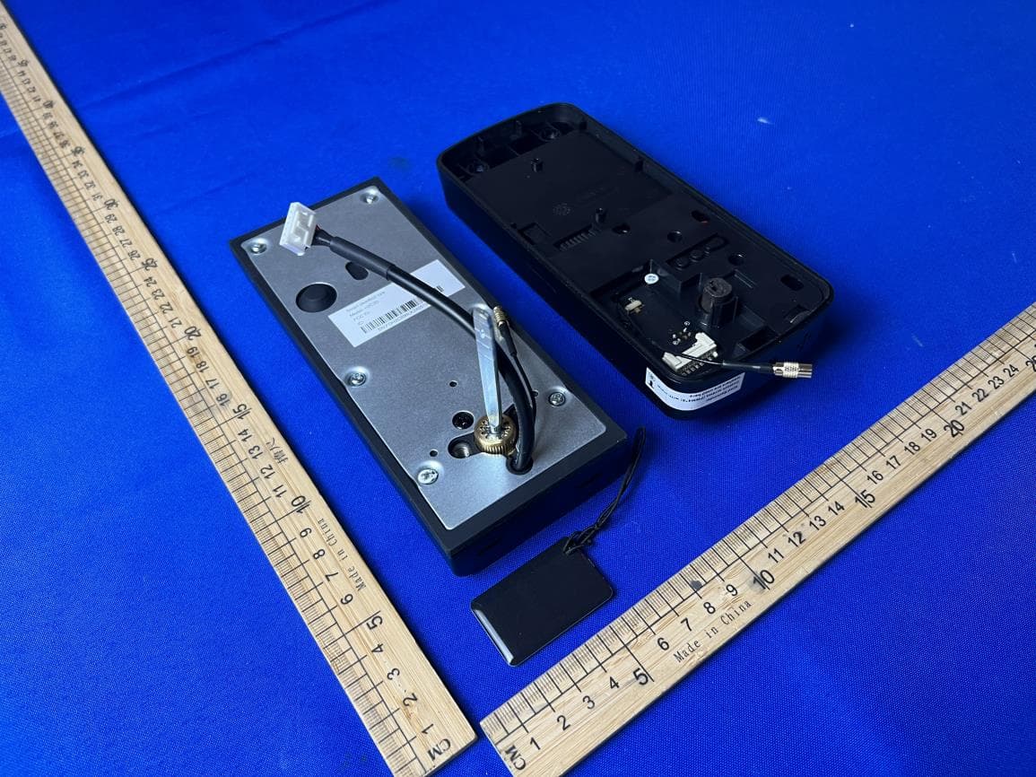 Smart deadbolt lock - FCC ID 2BEW6-H1C20 - Shenzhen Fenda Smart Home Co., Ltd.