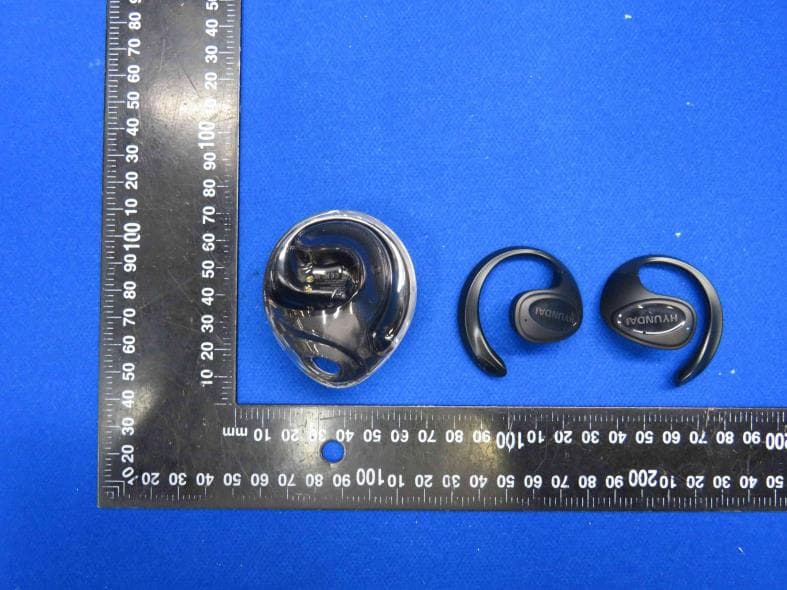 true wireless Earphones - FCC ID 2BEWA-HY-X15ULTRA - Shenzhen Hanyin Technology Development Co., Ltd. (3)