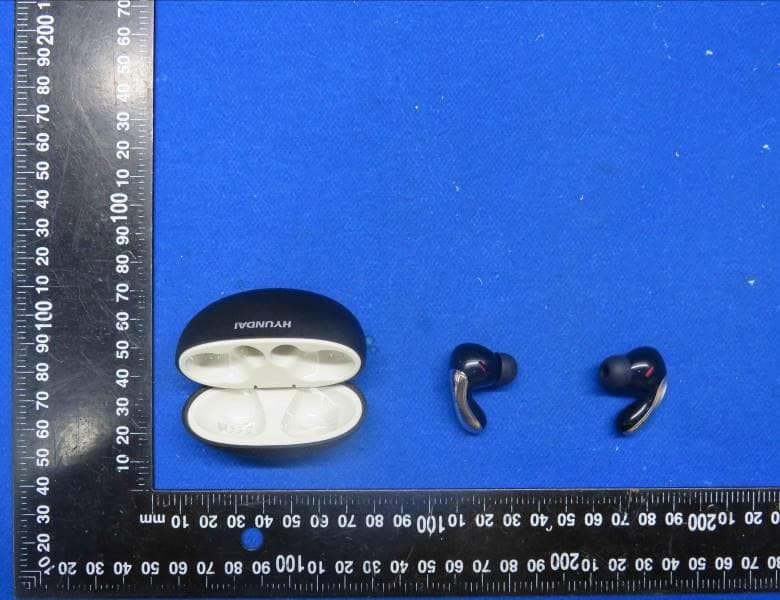 True Wireless Earphones - FCC ID 2BEWA-HY-Y01 - Shenzhen Hanyin Technology Development Co., Ltd. (4)
