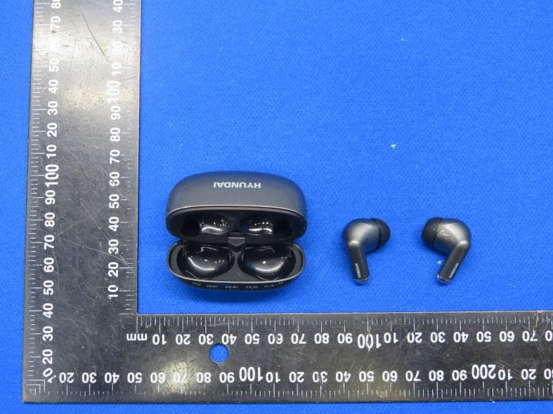 true wireless Earphones - FCC ID 2BEWA-HY-Y10 - Shenzhen Hanyin Technology Development Co., Ltd. (2)