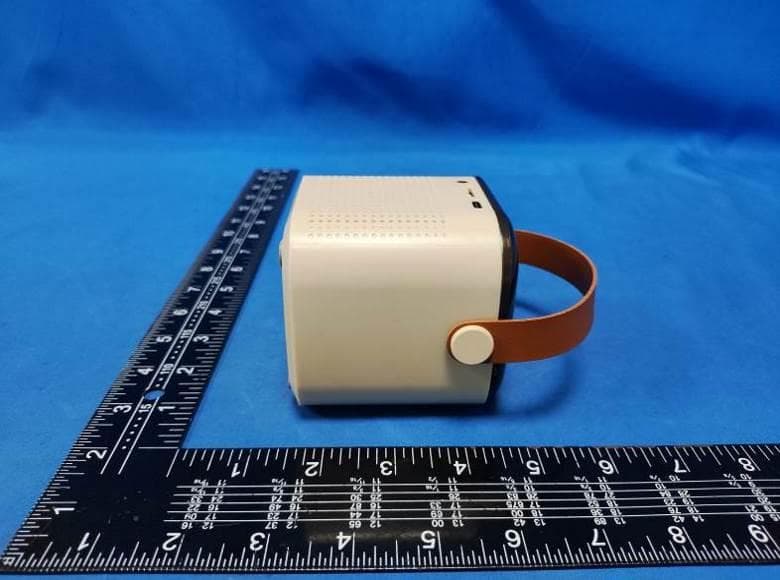Wireless Speaker - FCC ID 2BF2H-Y1 - Shenzhenshixinyihekejimaoyi Co., Ltd. (4)