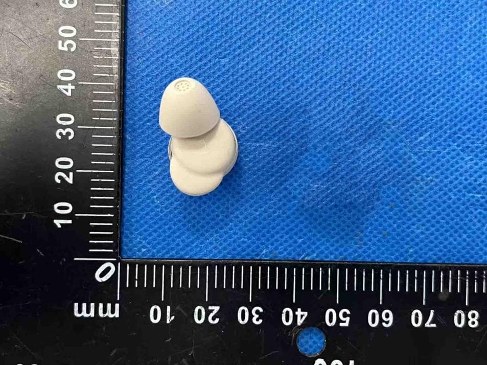 HEARING AIDS - FCC ID 2BF4W-FC04 - ELEHEAR.Inc (4)