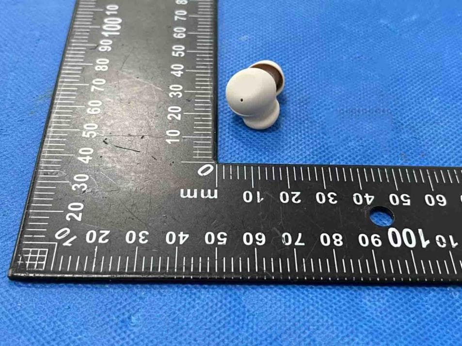 HEARING AIDS - FCC ID 2BF4W-FC04 - ELEHEAR.Inc (5)