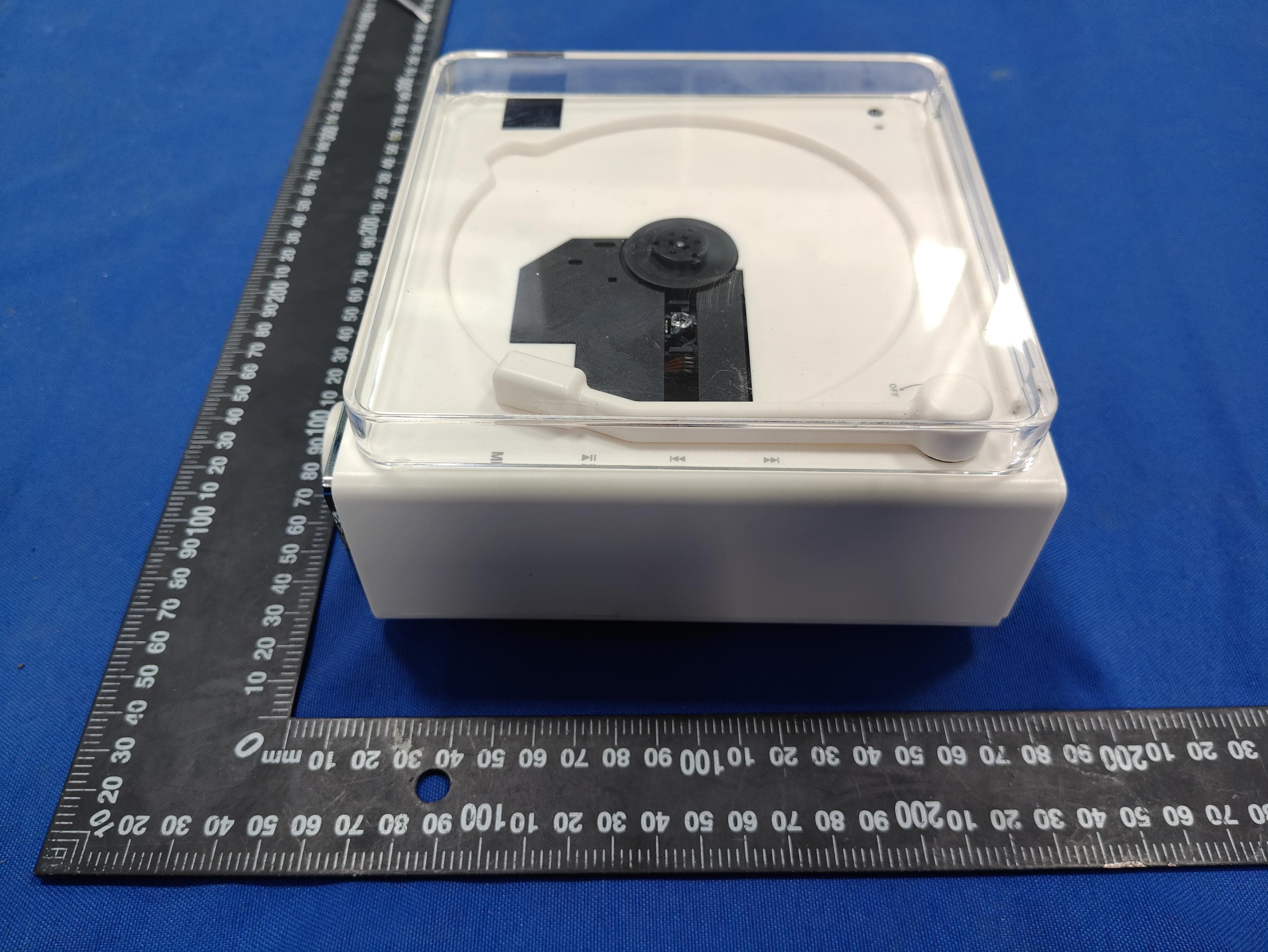 CD player - FCC ID 2BF68-C50 - Shenzhen Keyadi Home Decoration Co., LTD (3)