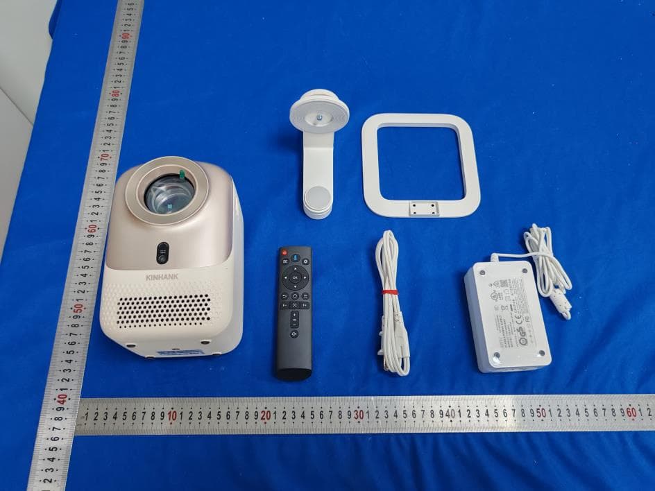 Projector - FCC ID 2BF6E-KP1 - Shandong Yihang Electronic Technology Development Co., Ltd.