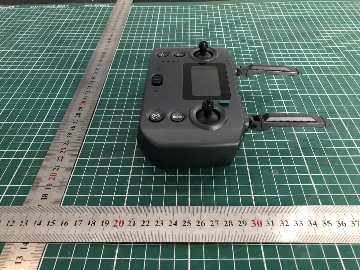 Remote control - FCC ID 2BF7B-74HK - Shantou Xintuo Intelligent Technology Co., Ltd.