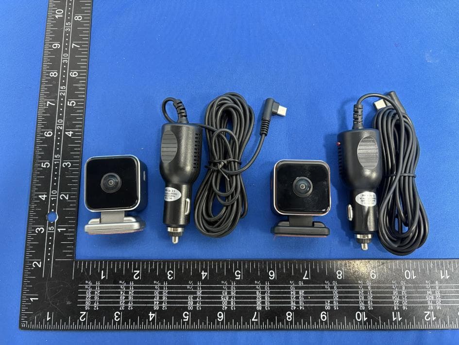 Dash Cam - FCC ID 2BF7C-F18 - Shenzhen Zhongke Technology Co., Ltd. (1)