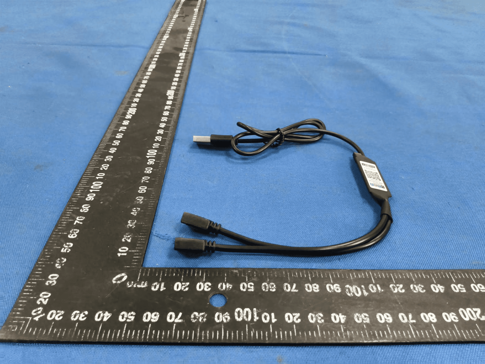 Bluetooth controller - FCC ID 2BF7U-YY-COB-RGB - Foshan Yiyi Lighting Technology Co., Ltd (5)