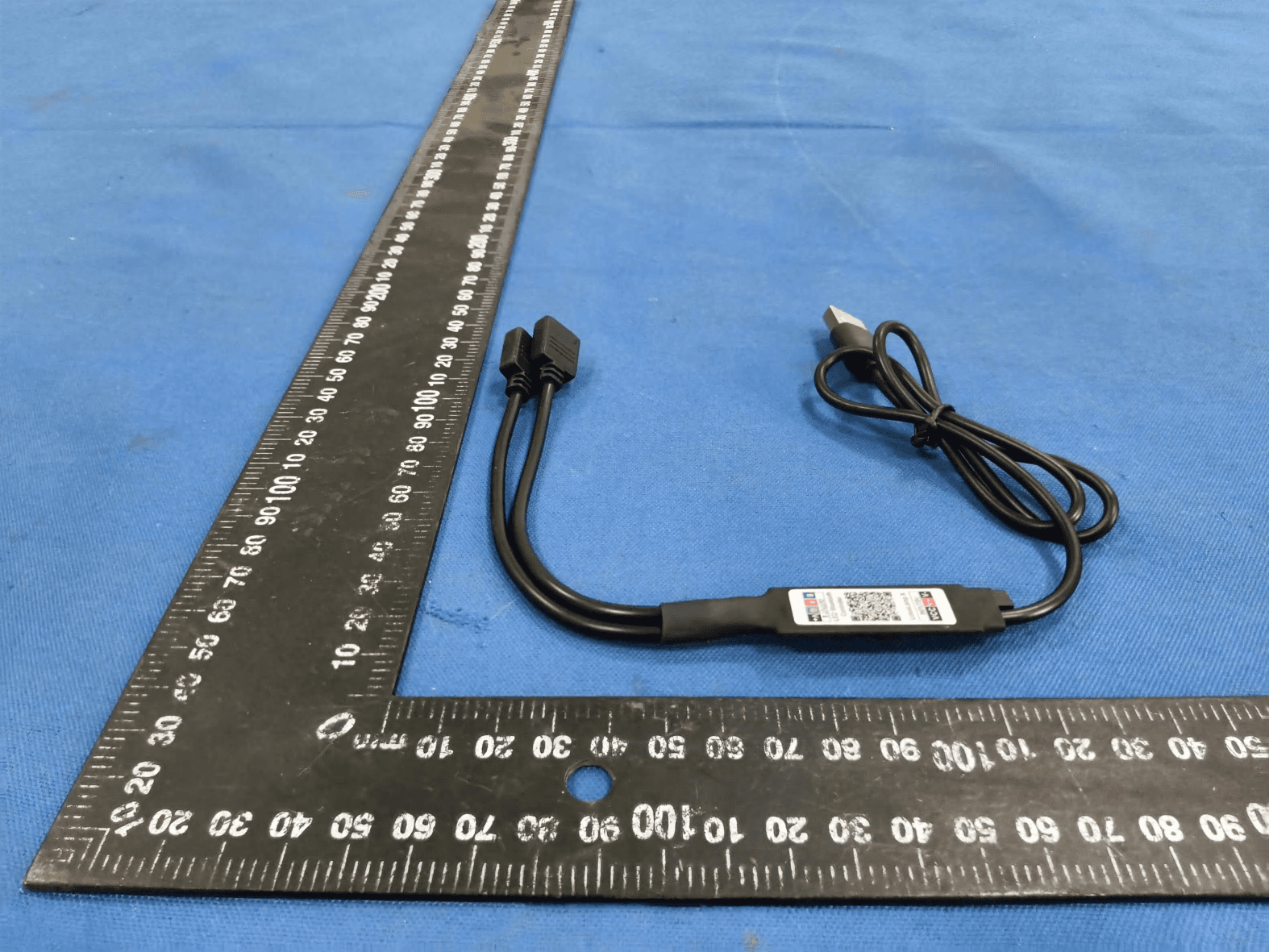 Bluetooth controller - FCC ID 2BF7U-YY-COB-RGB - Foshan Yiyi Lighting Technology Co., Ltd (4)