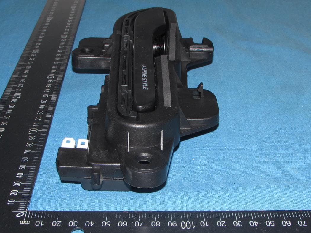 TESLA AUTOMATIC POP UP DOOR HANDLE - FCC ID 2BFB2-KTX-TH01-EV - ALPS ALPINE (China) Co., Ltd. (4)