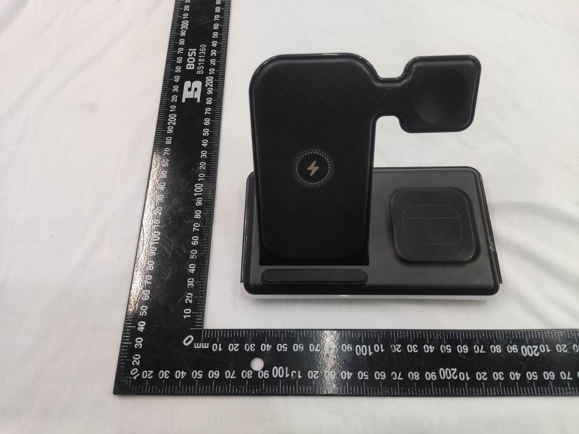 wireless charger - FCC ID 2BFC2-YXW-WX39 - Shenzhenshi Yuxinwei Technology Co,.LTD (5)