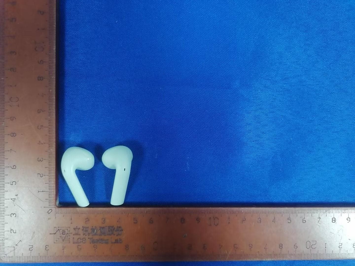 Bluetooth Earphones/Wireless Bluetooth Earphones - FCC ID 2BFCO-MSYE1918 - Mingshengyuan Technology (Dongguan) Co., Ltd (3)