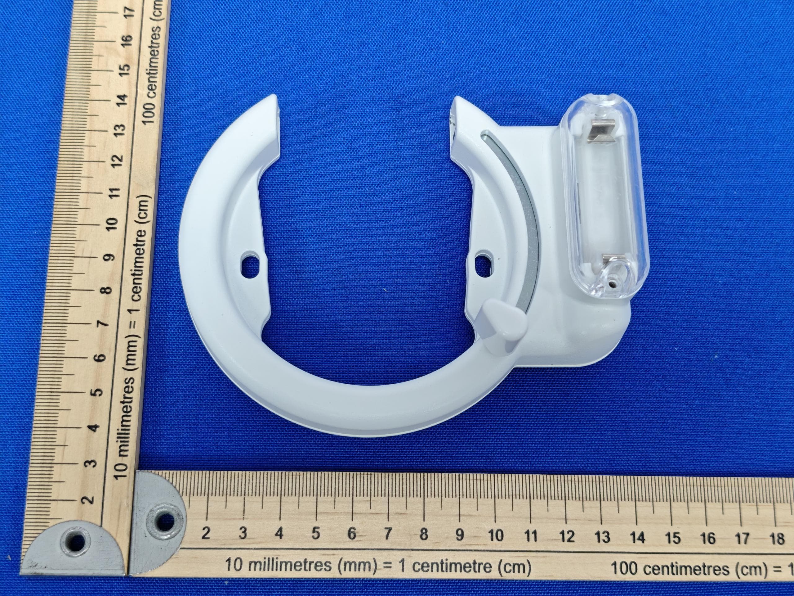 Smart Cycle Lock - FCC ID 2BFCV-BIKE2 - CANDY HOUSE JAPAN Inc.