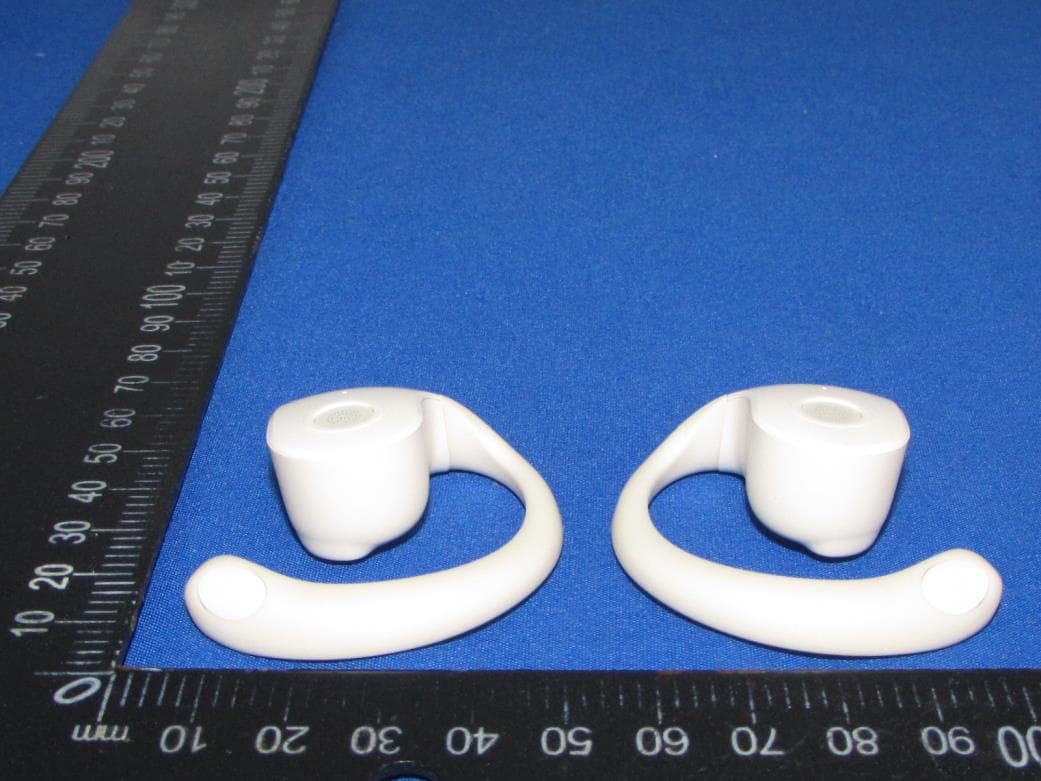 TWS Bluetooth headset - FCC ID 2BFD9-GT-50 - Meizhou Shengjian Acoustic Technology Co., Ltd (4)