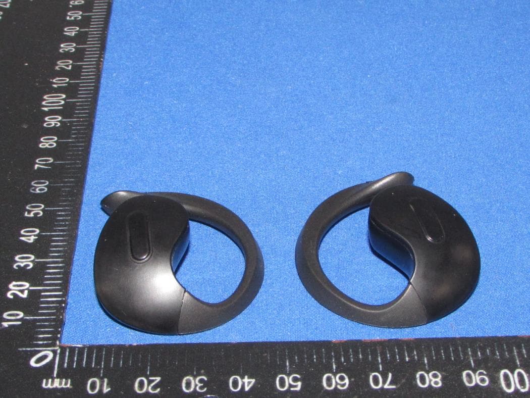 TWS Bluetooth headset - FCC ID 2BFD9-GT46 - Meizhou Shengjian Acoustic Technology Co., Ltd (5)