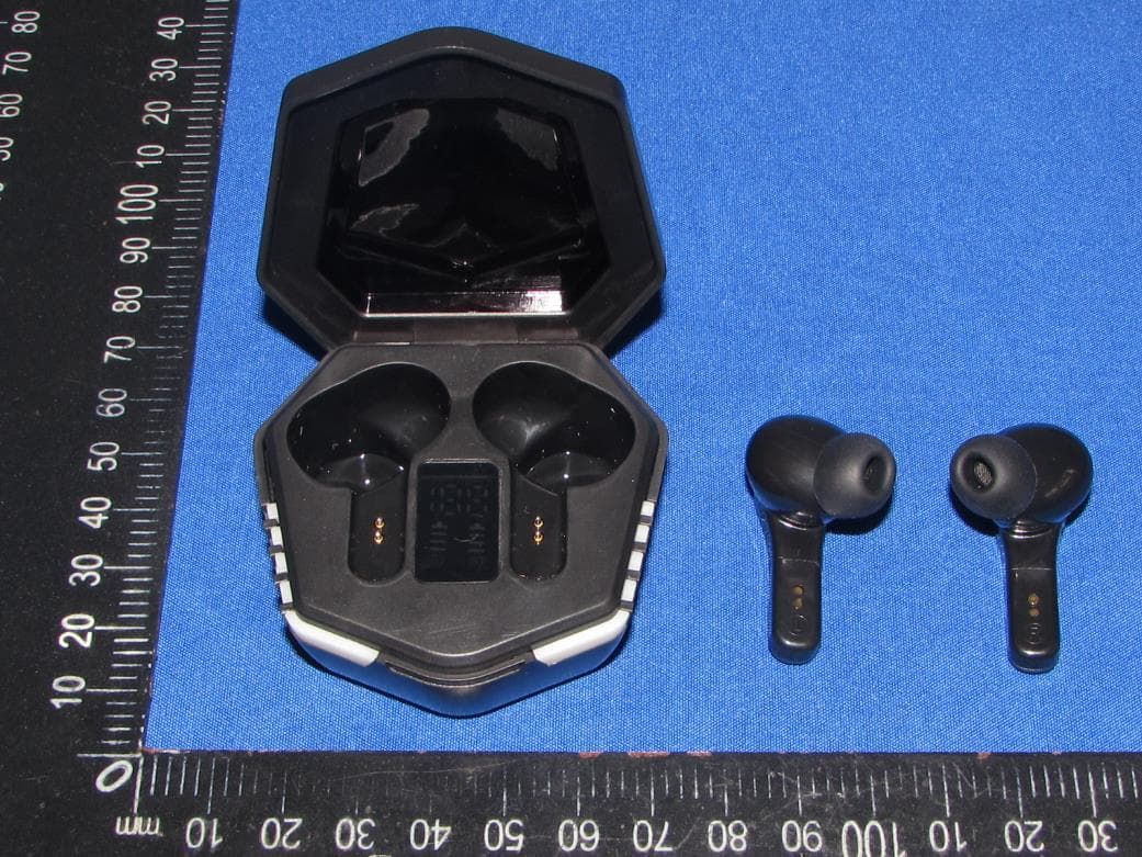 TWS Bluetooth headset - FCC ID 2BFD9-N35 - Meizhou Shengjian Acoustic Technology Co., Ltd (5)
