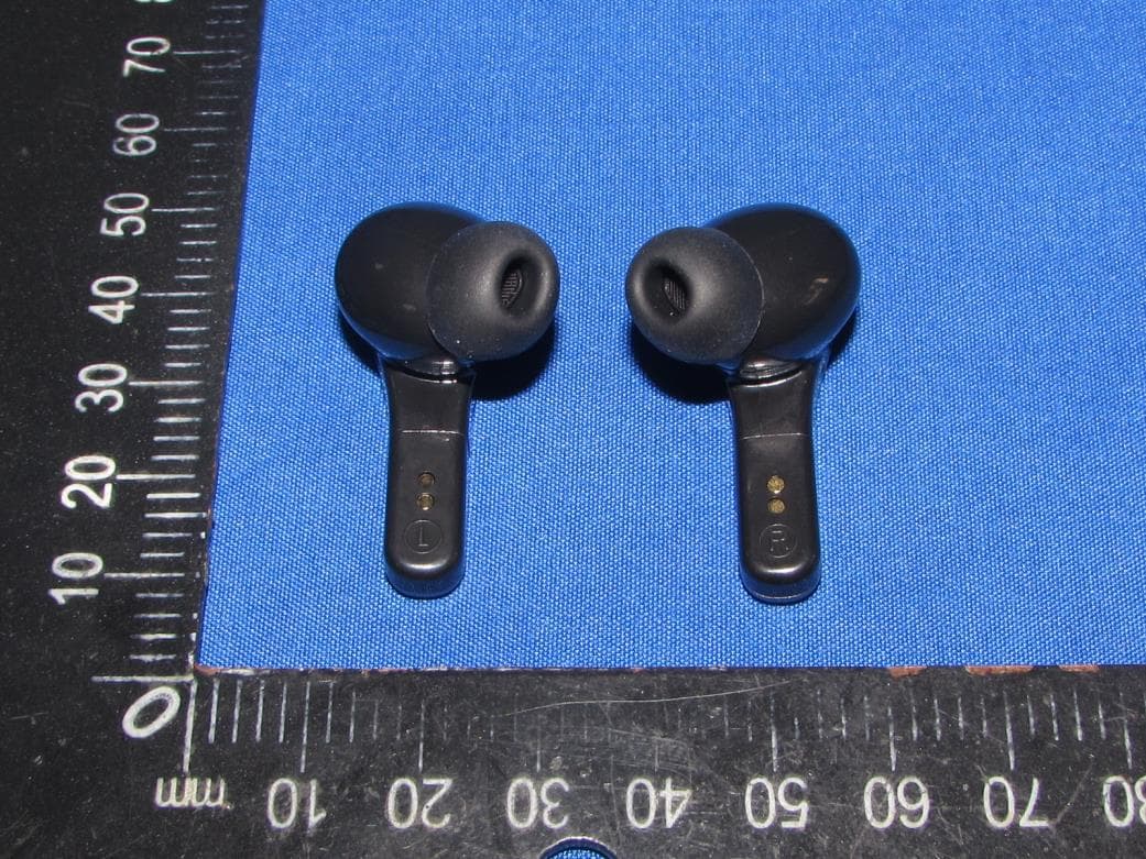TWS Bluetooth headset - FCC ID 2BFD9-N35 - Meizhou Shengjian Acoustic Technology Co., Ltd (3)