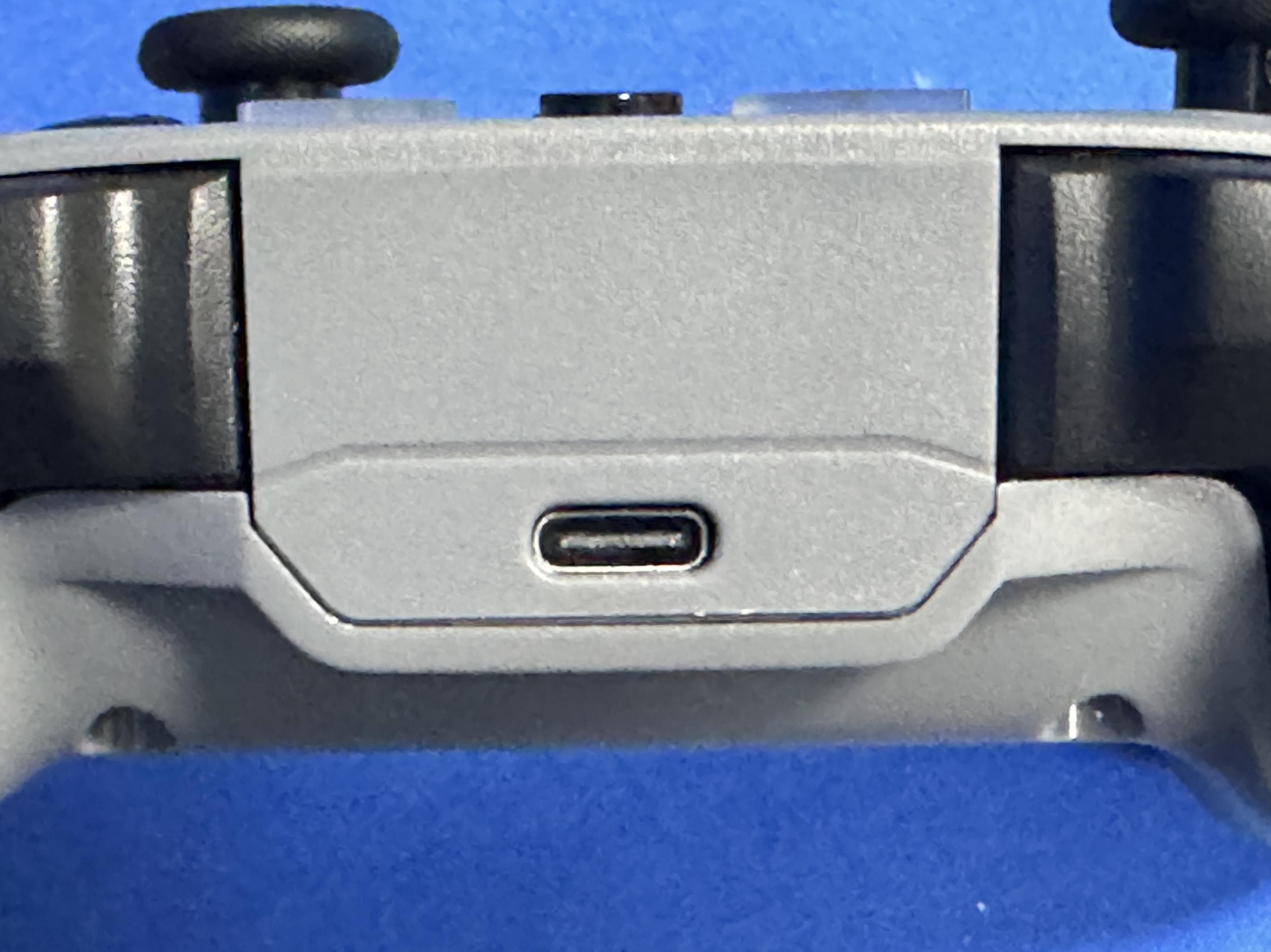 Thunderobot gamepad - FCC ID 2BFDF-G30S - Qingdao Thunderobot Technology Co.,Ltd.