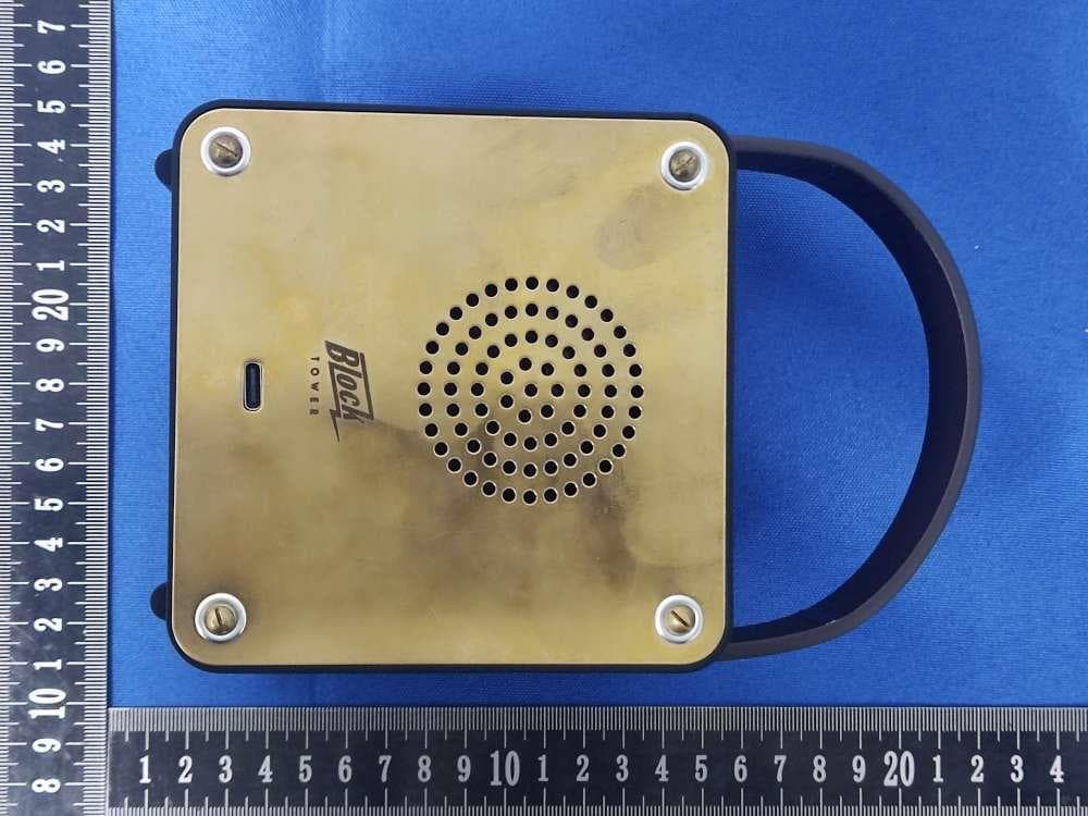 Bluetooth Speaker - FCC ID 2BFDN-LIV-222 - BAREBONES SYSTEMS, LLC. (2)