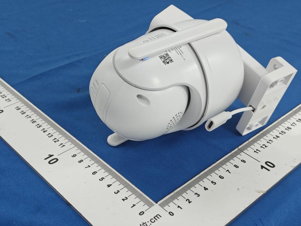 WiFi Smart Camera - FCC ID 2BFDS-DCF100 - Hangzhou Denghong Technology Co.,Ltd. (3)