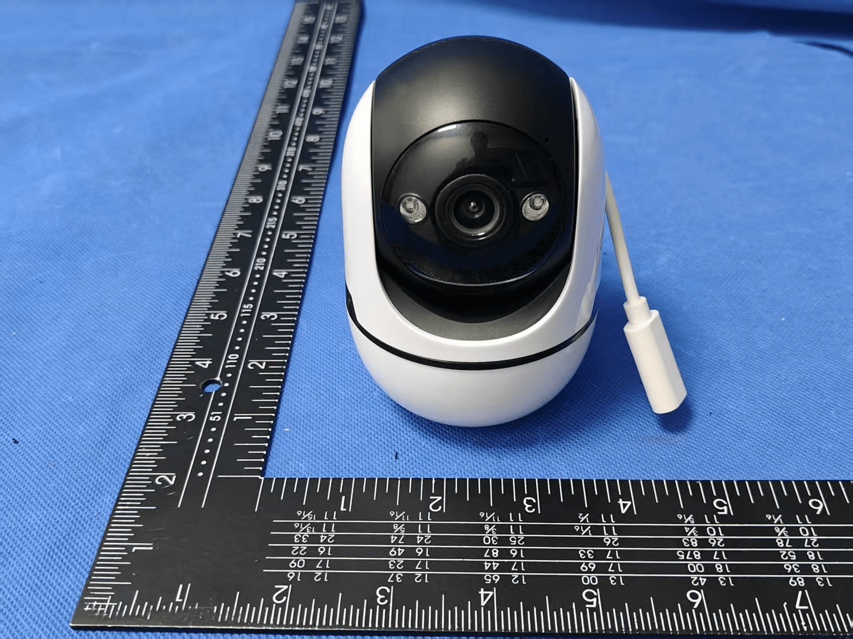 Smart Camera - FCC ID 2BFDS-DCS140 - Hangzhou Denghong Technology Co.,Ltd. (2)