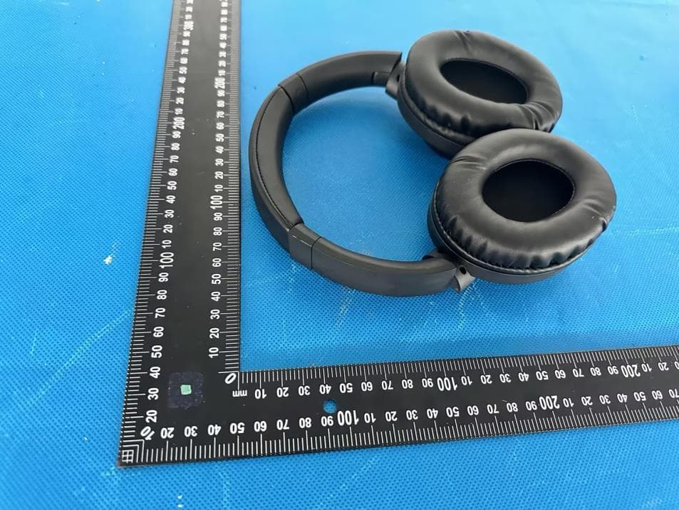 Wireless Bluetooth earphones - FCC ID 2BFF6-NX200 - DongGuan NIA Acoustic Technology Co., Ltd (4)