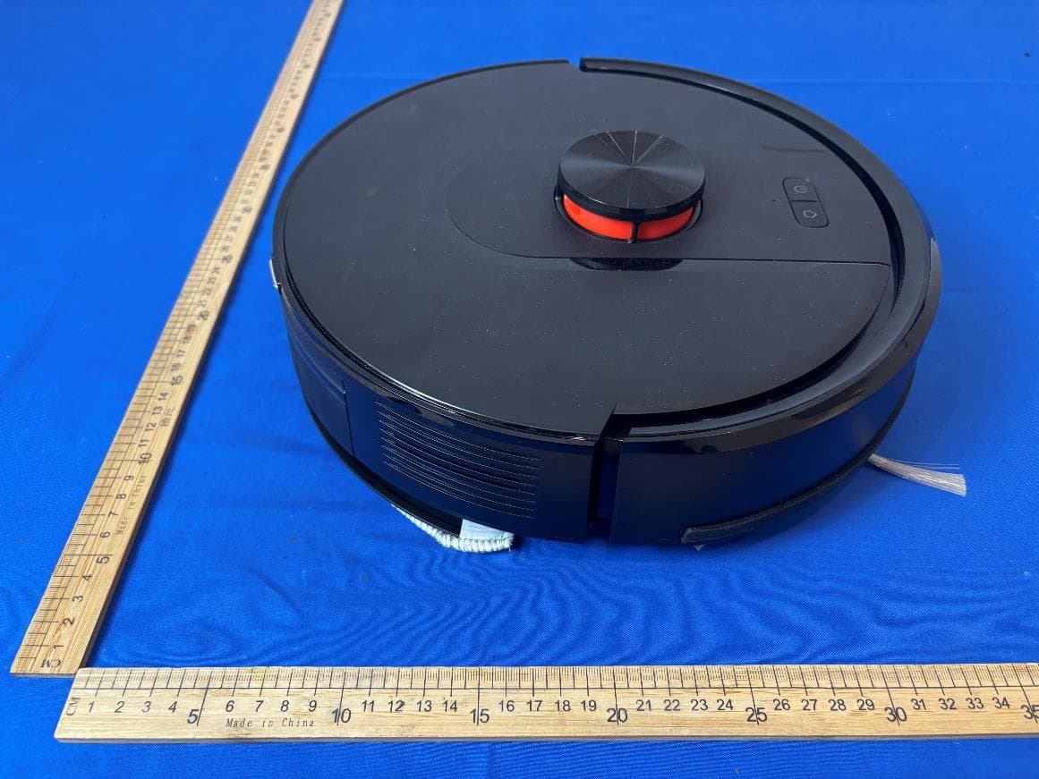Laser sweep and mop integrated robot - FCC ID 2BFFA-L100W0 - Dongguan Huicheng intelligent technology Co., LTD (2)