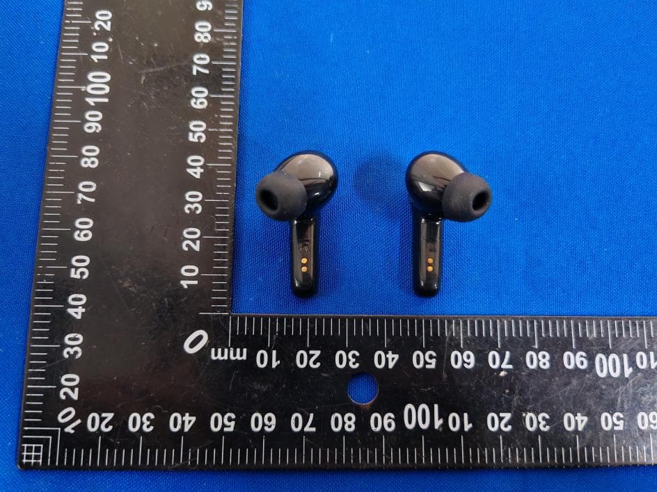 Headset - FCC ID 2BFFO-B11A - Dongguan Xinboyue Intelligent Technology Co., Ltd
