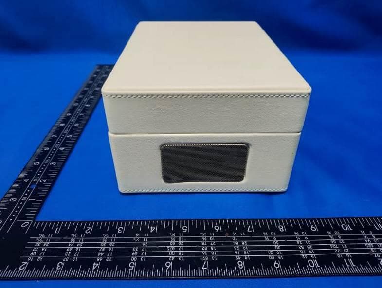 CD Player - FCC ID 2BFGJ-TMB8 - Shenzhen Honghu Future Technology Co., Ltd. (2)