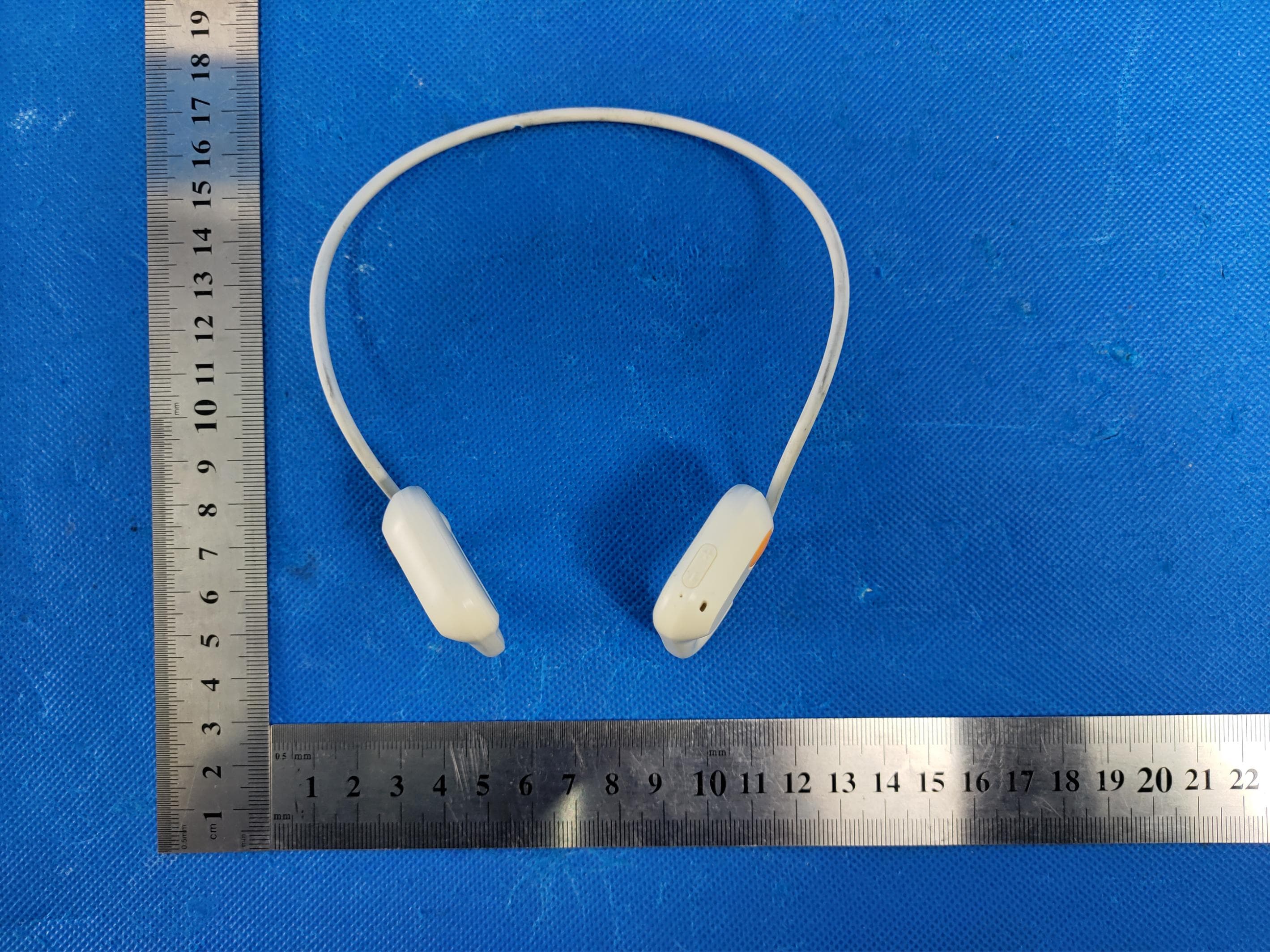 Open Ear Headphones - FCC ID 2BFGV-EKOH01 - ShenZhen Ancam Tech Co.,Ltd (2)