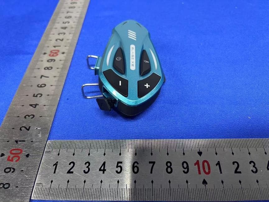 HELMET WIRELESS EARPHONE - FCC ID 2BFHZ-X2 - Ningbo Mohang Intelligent Technology Co., Ltd (4)