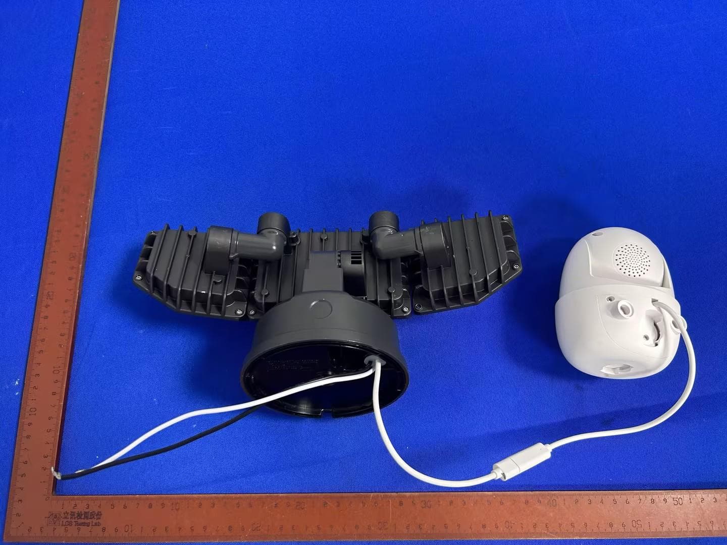 Floodlight Camera - FCC ID 2BFI3SZN553-SC - shen zhen shi xing yue teng ke ji you xian gong si (5)