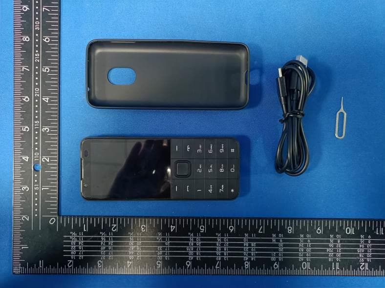 TIQ mini M5 - FCC ID 2BFI8-TIQMINIM5 - Jinan Ant Zhonglian Information Technology Co., Ltd. (4)