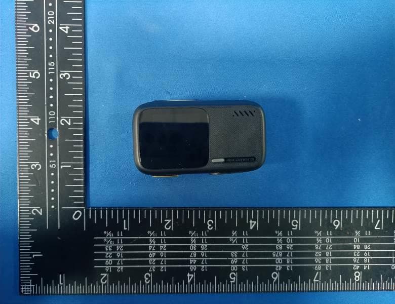 Dual screen outdoor sports camera - FCC ID 2BFIM-M26 - Shenzhen Shunchi Rongchuang Technology Co. , Ltd.