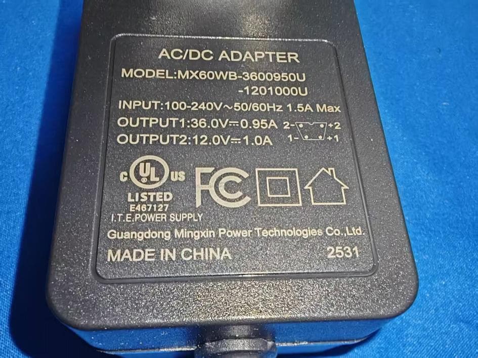 Projector - FCC ID 2BFIZ-X1AR - Chengdu Hotack Technology Co., Ltd. (2)