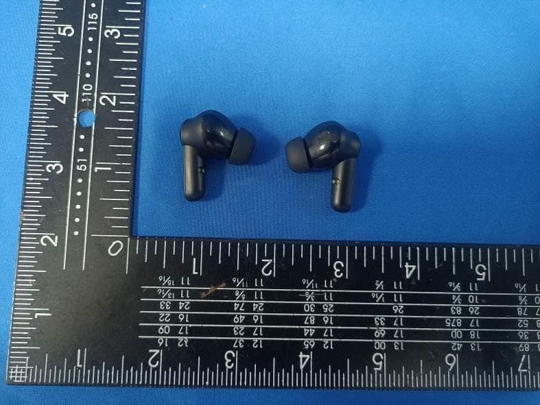 Bluetooth Earphone - FCC ID 2BFKC-B42 - ShenZhen HIPPO Digital Co., Ltd