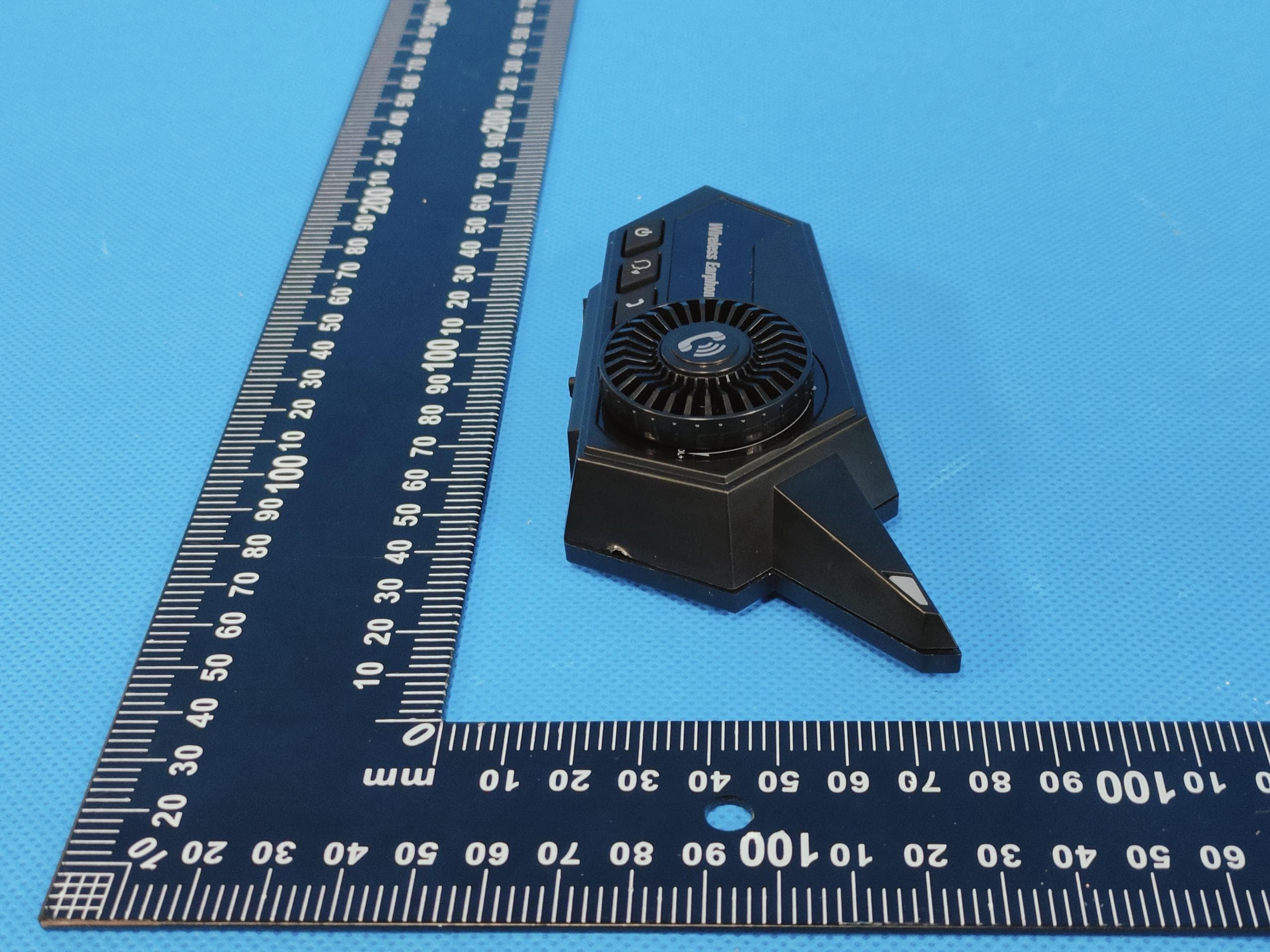Helmet earphone - FCC ID 2BFL4-BT-18 - Shenzhen Jiayouda Electronics Co.,Ltd (3)