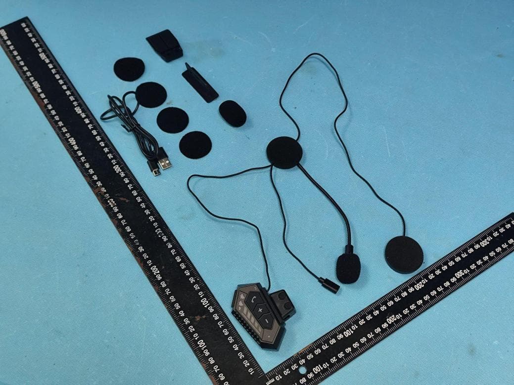 Wireless Earphone - FCC ID 2BFL4-BT12-2X - Shenzhen Jiayouda Electronics Co.,Ltd