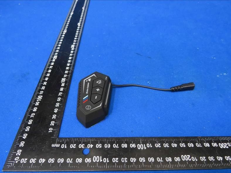 Helmet Bluetooth headset - FCC ID 2BFL4-BT12C - Shenzhen Jiayouda Electronics Co.,Ltd (5)