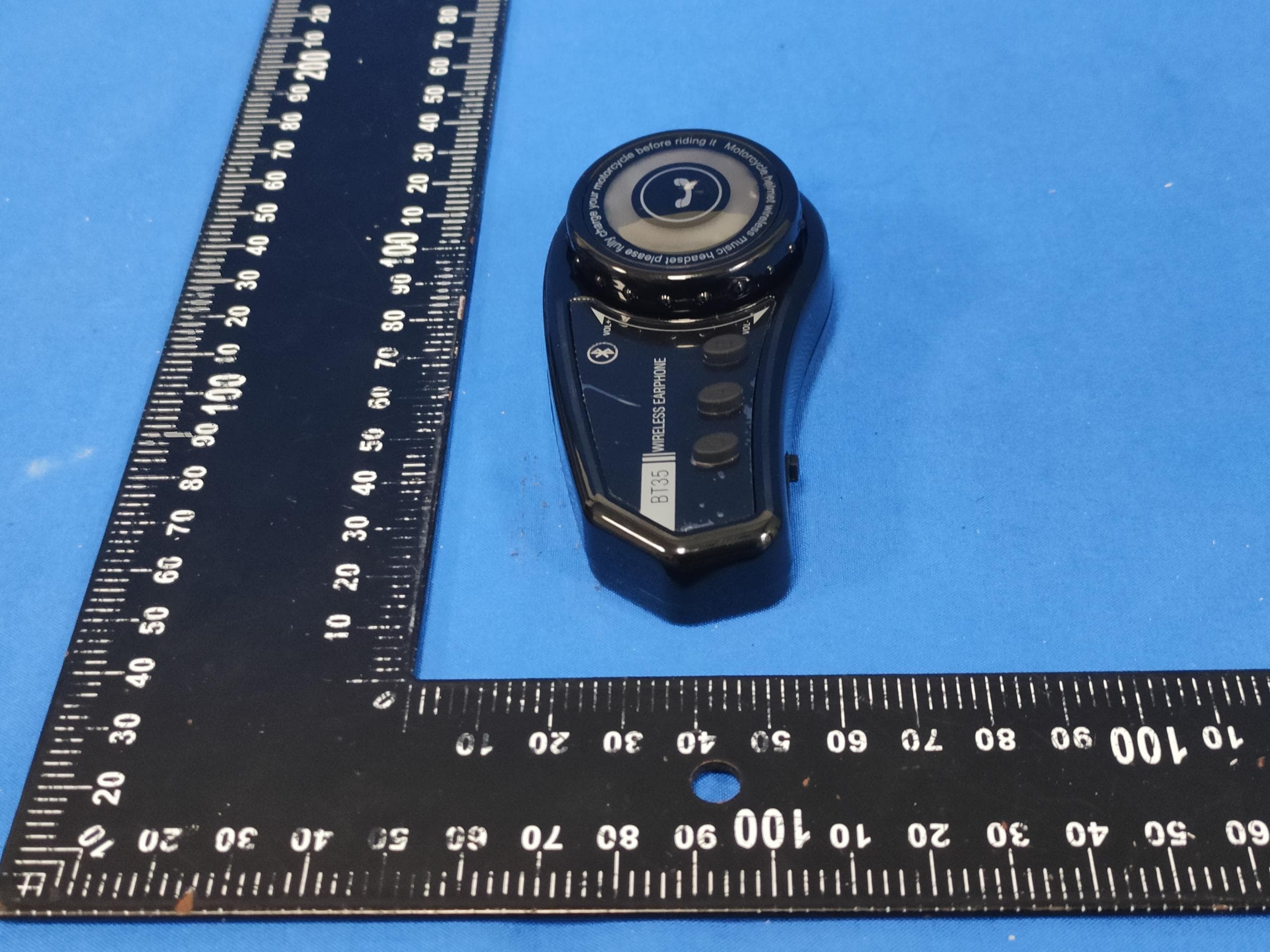 Helmet earphone - FCC ID 2BFL4-BT35 - Shenzhen Jiayouda Electronics Co.,Ltd