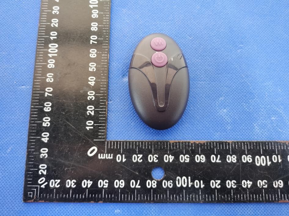 Full coverage adhesive massager - FCC ID 2BFL9-Q018 - Dongguan Xing Klai Intelligent Tecchnology Company Limited